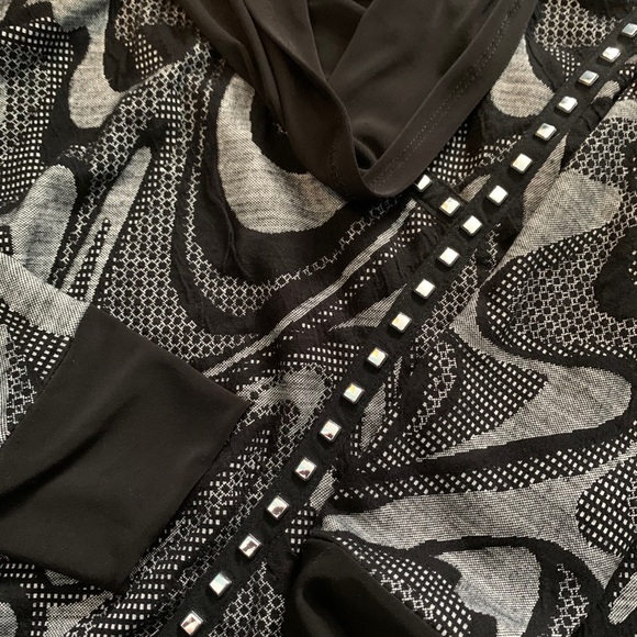 Frank Lyman Design Cowl Neck Top - Picture 6 of 6